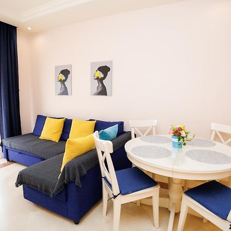 Two-Room Apartment In Elviria Near The Beach With Parking Марбелья Экстерьер фото