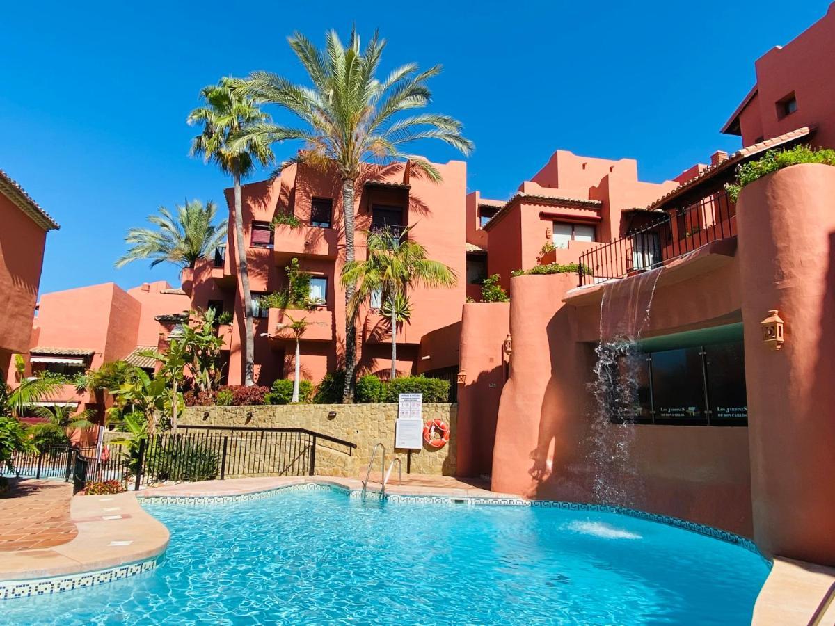 Two-Room Apartment In Elviria Near The Beach With Parking Марбелья Экстерьер фото