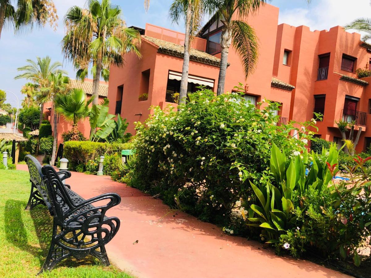 Two-Room Apartment In Elviria Near The Beach With Parking Марбелья Экстерьер фото