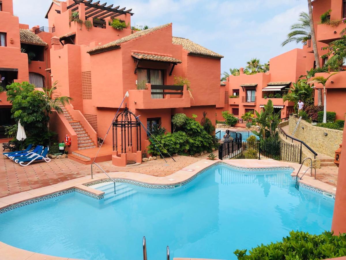 Two-Room Apartment In Elviria Near The Beach With Parking Марбелья Экстерьер фото